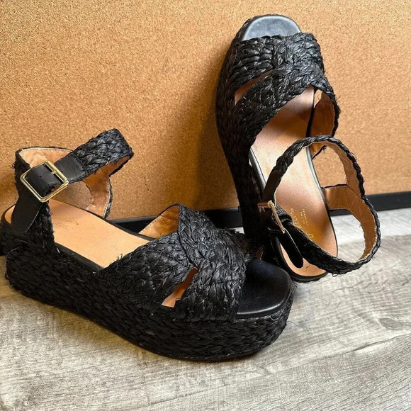 Seychelles Shoes - Seychelles Women's Glistening Platform Raffia Sandal in Black Size 9.5